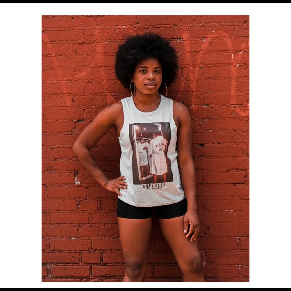 Superare Women's Ali Too Pretty Tank Top - Gray
Size medium